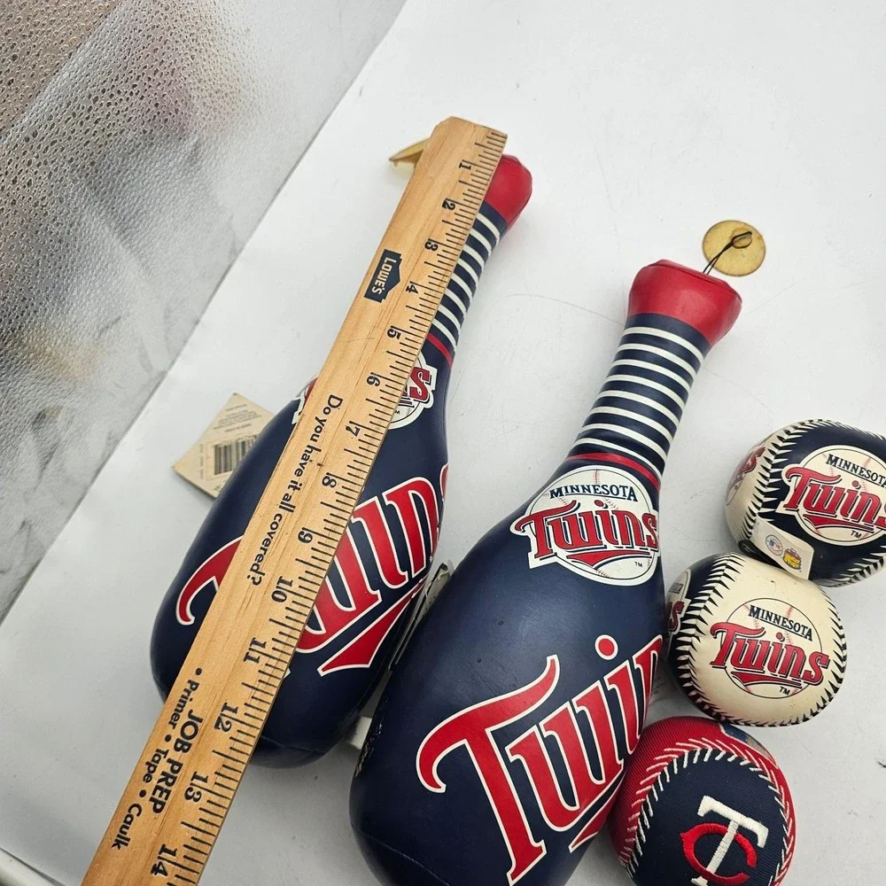 Vintage Minnesota Twins Plush One Size Blue MLB Baseball Bowling Set Good Stuff